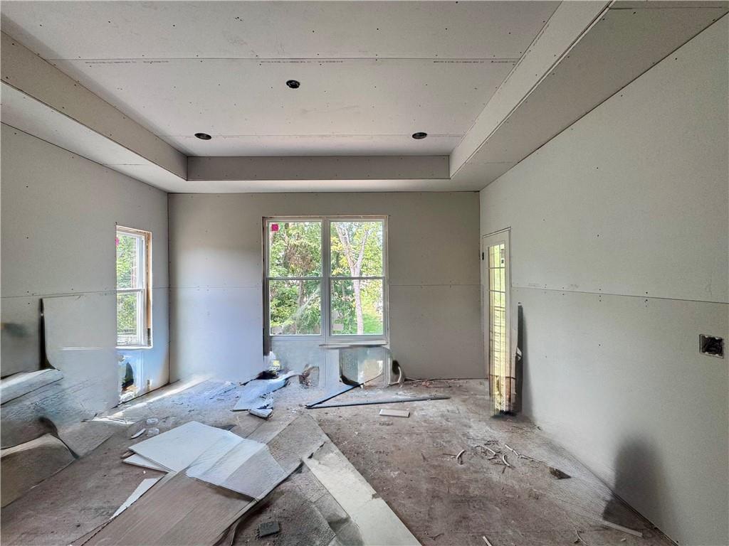 8646 Eagle Creek Drive Property Photo 13