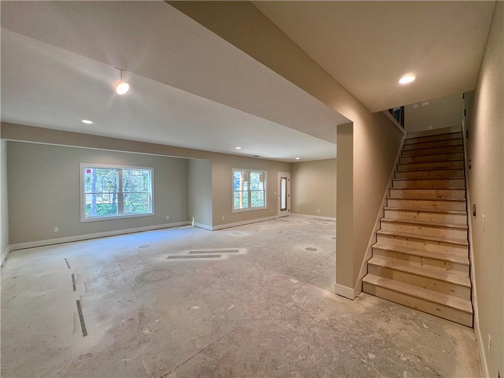 8646 Eagle Creek Drive Property Photo 16