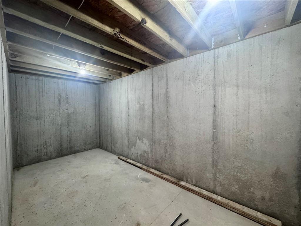 8646 Eagle Creek Drive Property Photo 21