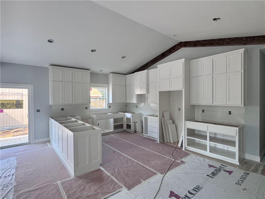 8675 Eagle Creek Drive Property Photo 9