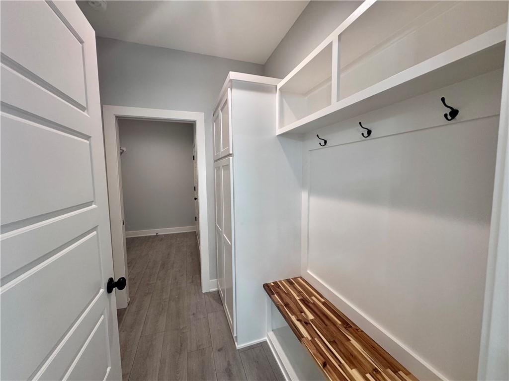 8675 Eagle Creek Drive Property Photo 16