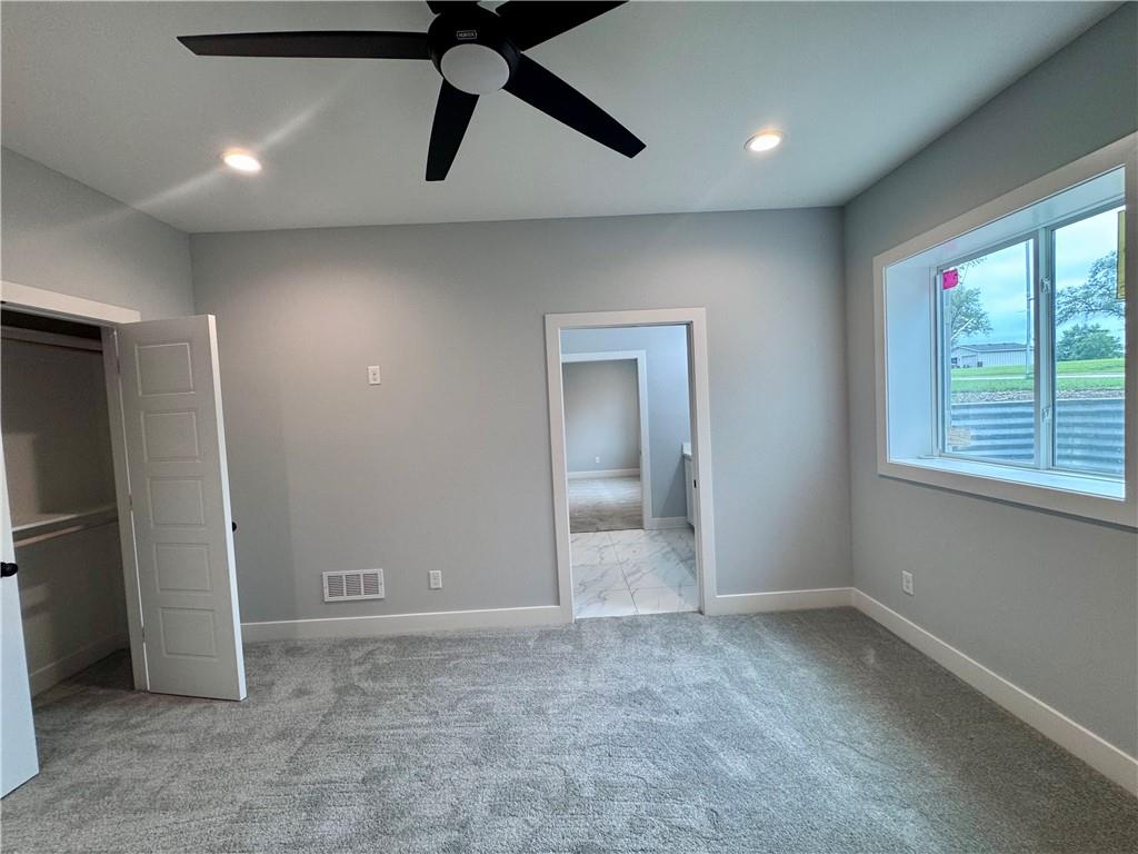 8675 Eagle Creek Drive Property Photo 17