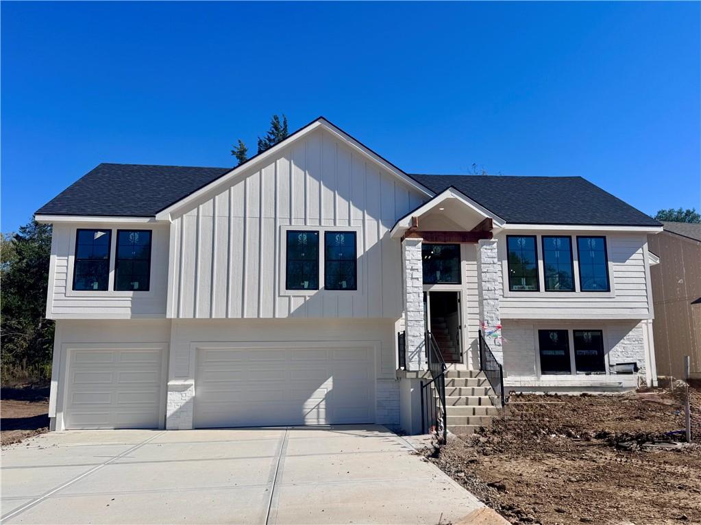 8663 Eagle Creek Drive Property Photo 1