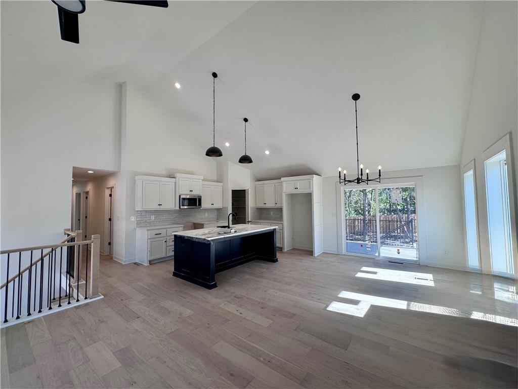 8663 Eagle Creek Drive Property Photo 8