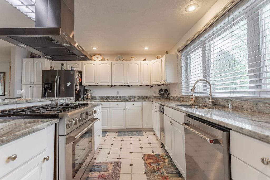 5515 Nw 451 Road Property Photo 14