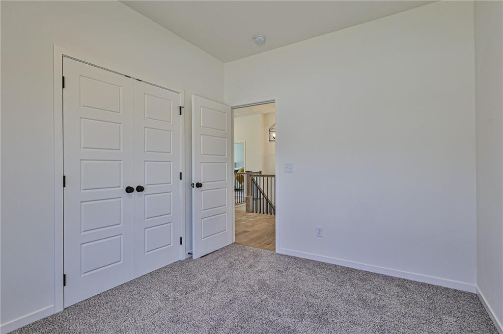 216 Sw Chelmsford Drive Property Photo 25