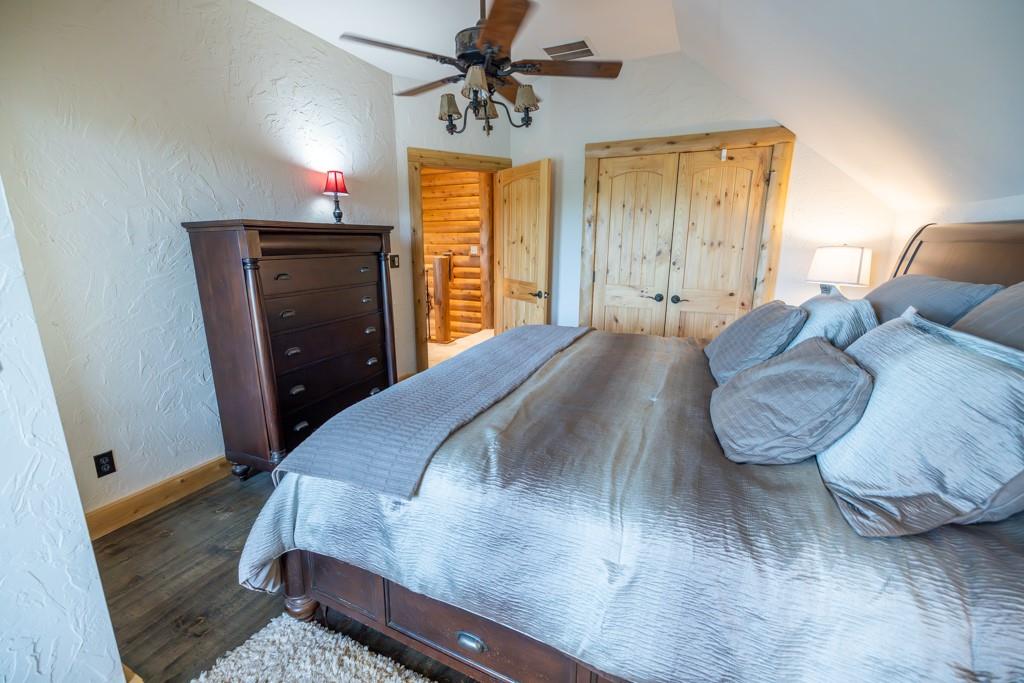 3701 S 1500 Road Property Photo 44