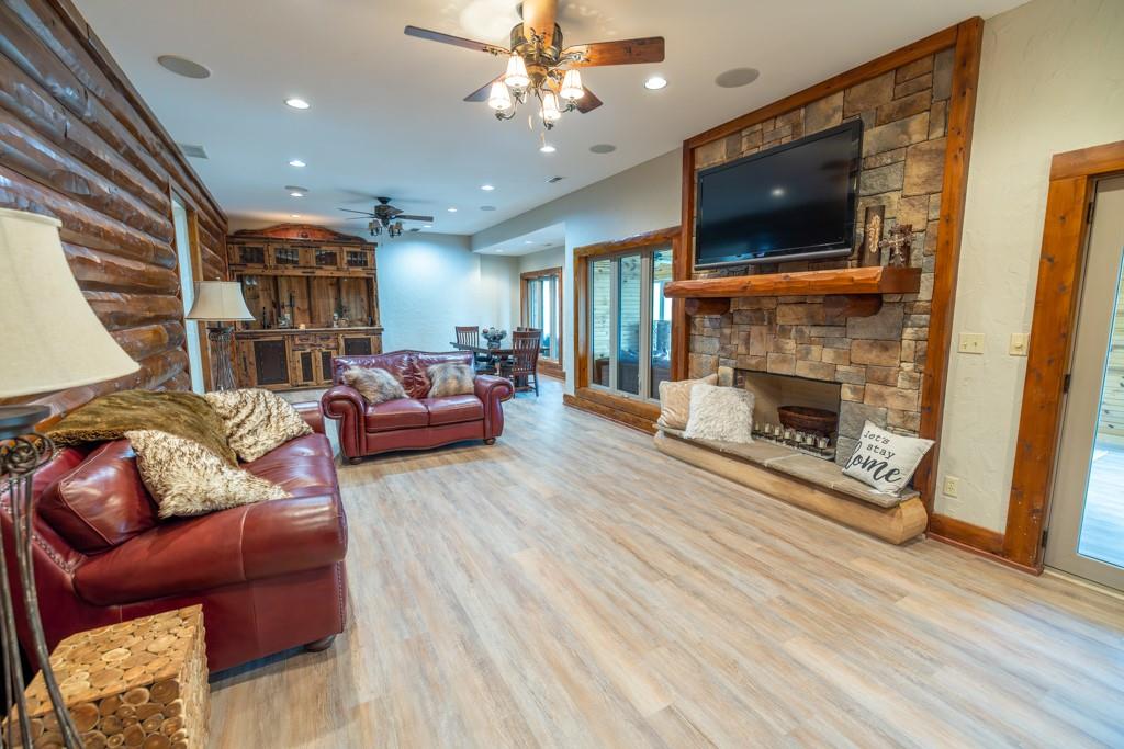 3701 S 1500 Road Property Photo 46