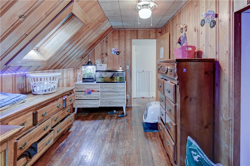 1032 5th Avenue Property Photo 16