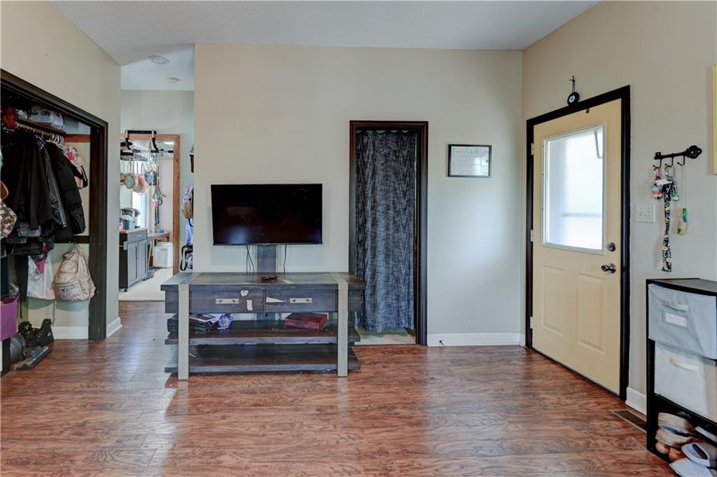 1032 5th Avenue Property Photo 23