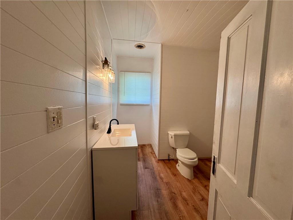 618 E Maple Street Property Photo 17