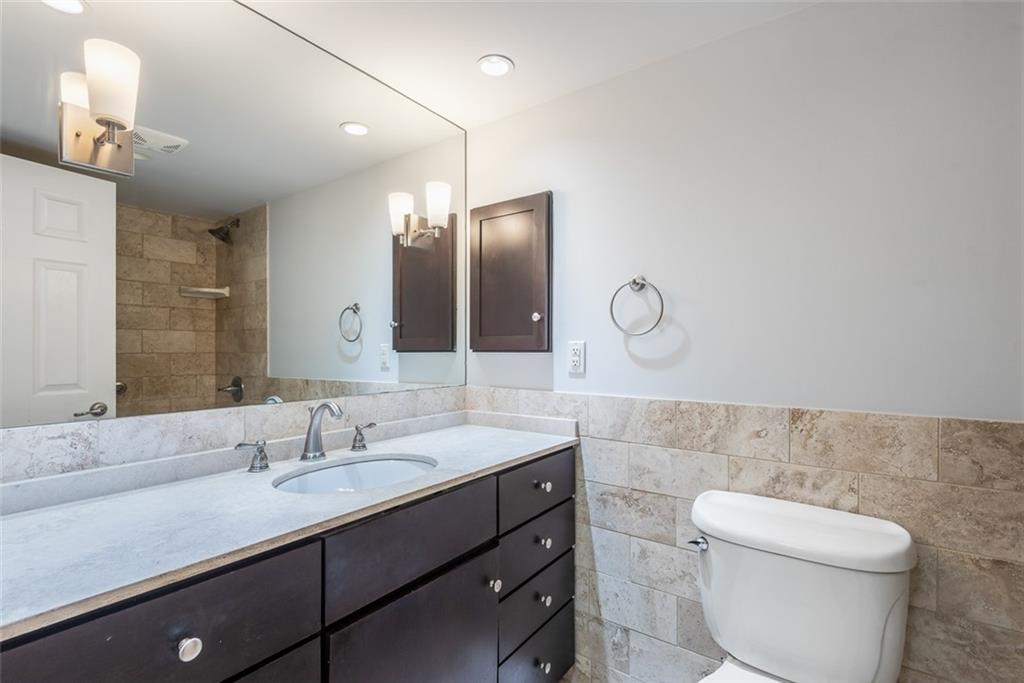 3838 Rainbow Boulevard Property Photo 13