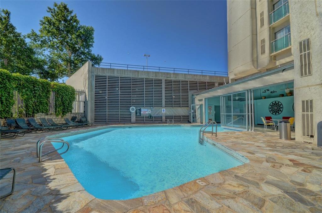 3838 Rainbow Boulevard Property Photo 27