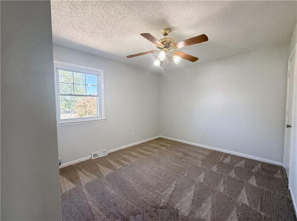 231 Downey Drive Property Photo 11