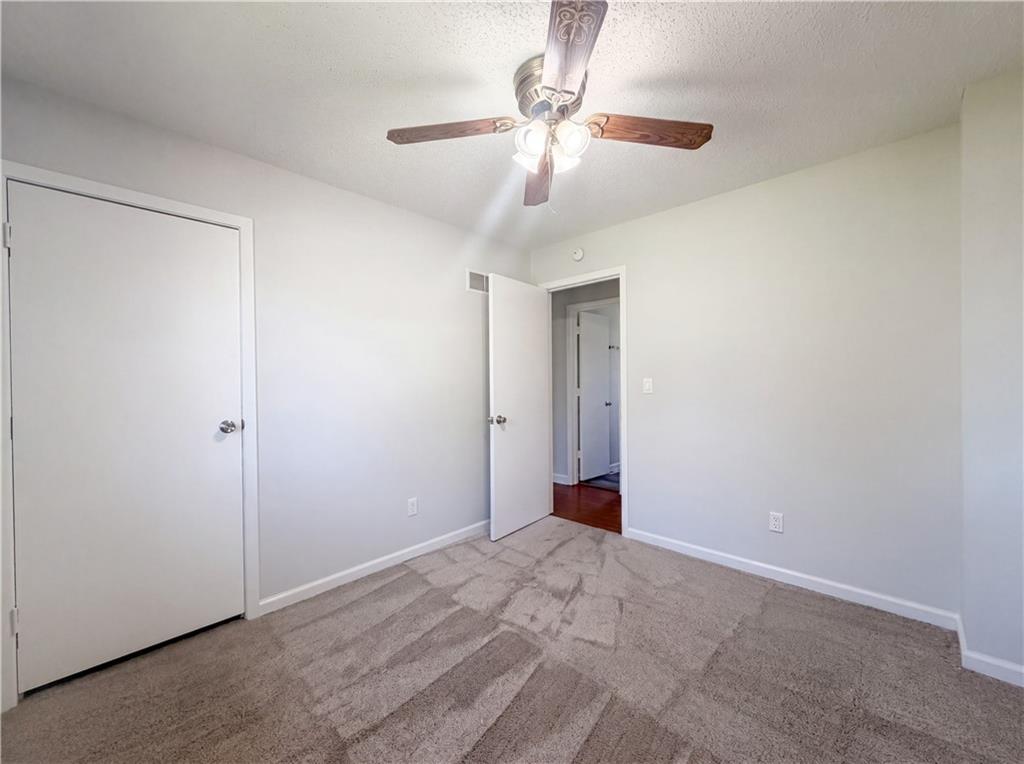 231 Downey Drive Property Photo 12