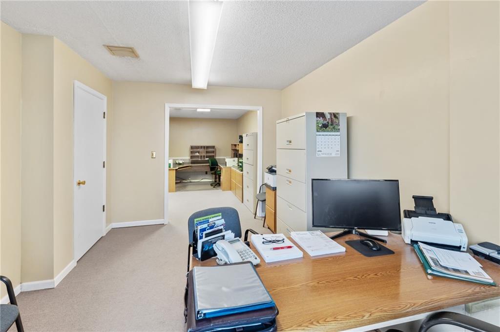 614 Washington Street Property Photo 8