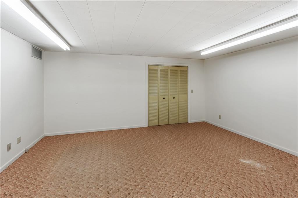 614 Washington Street Property Photo 23