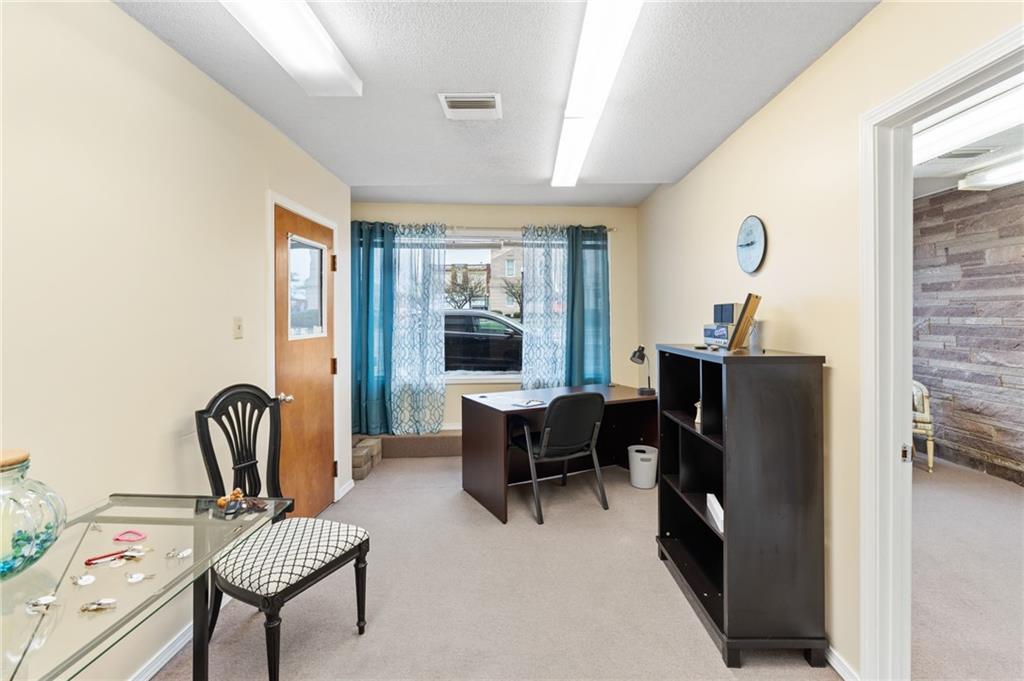 614 Washington Street Property Photo 31