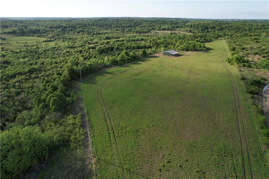 368795 E 5700 Road Property Photo 3