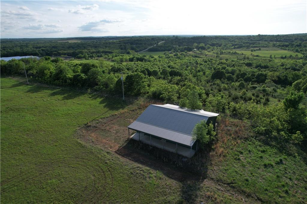 368795 E 5700 Road Property Photo 6
