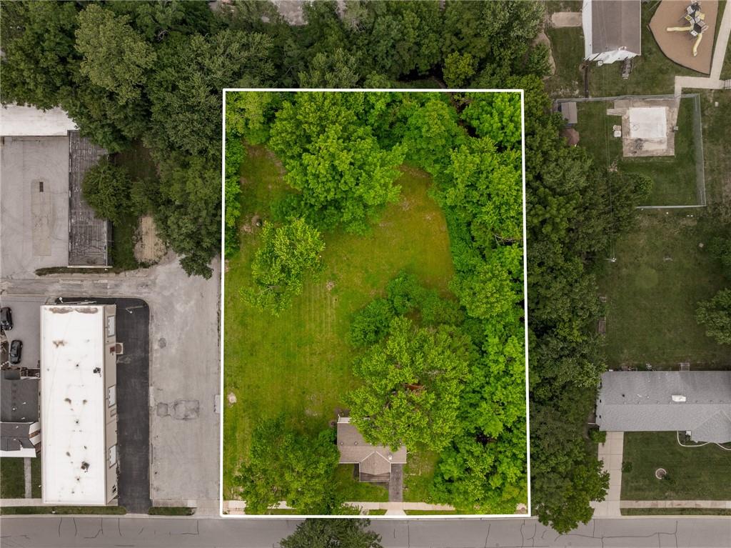 336 E Park Street Property Photo 2