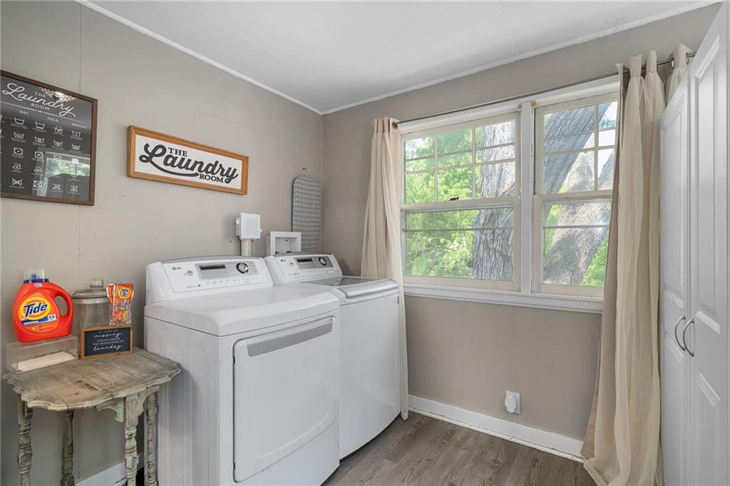 336 E Park Street Property Photo 10