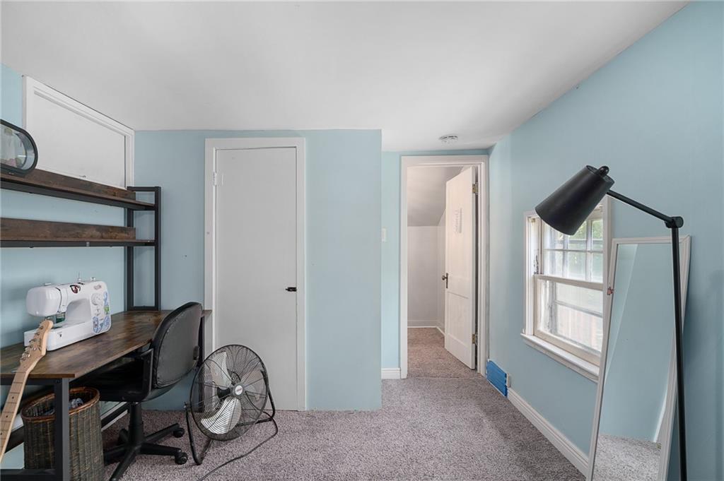 336 E Park Street Property Photo 15