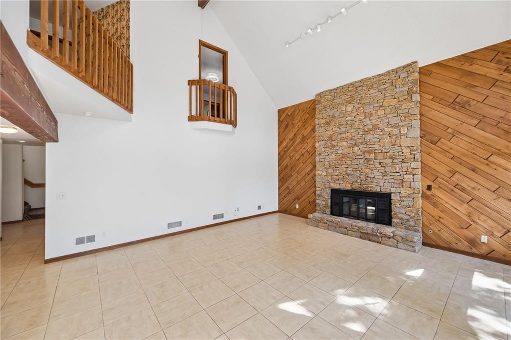 155 North Shore Drive Property Photo 17