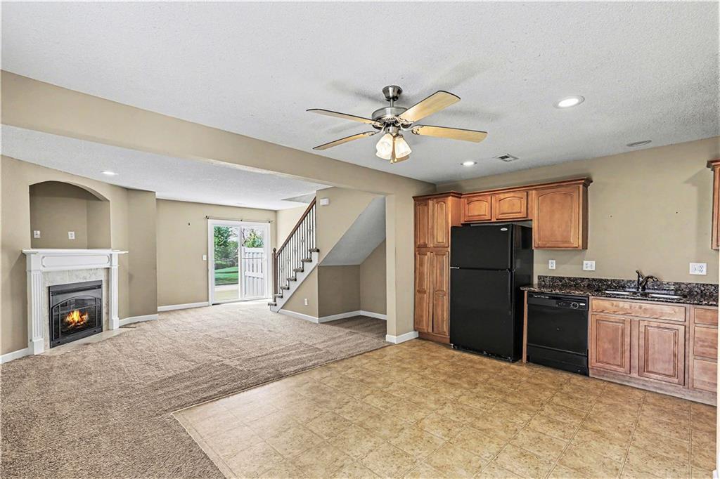 920-924 Sw Imperial Lane Property Photo 6