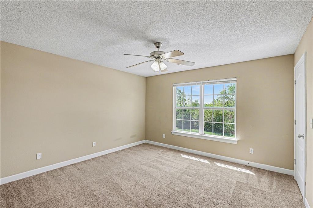 920-924 Sw Imperial Lane Property Photo 9