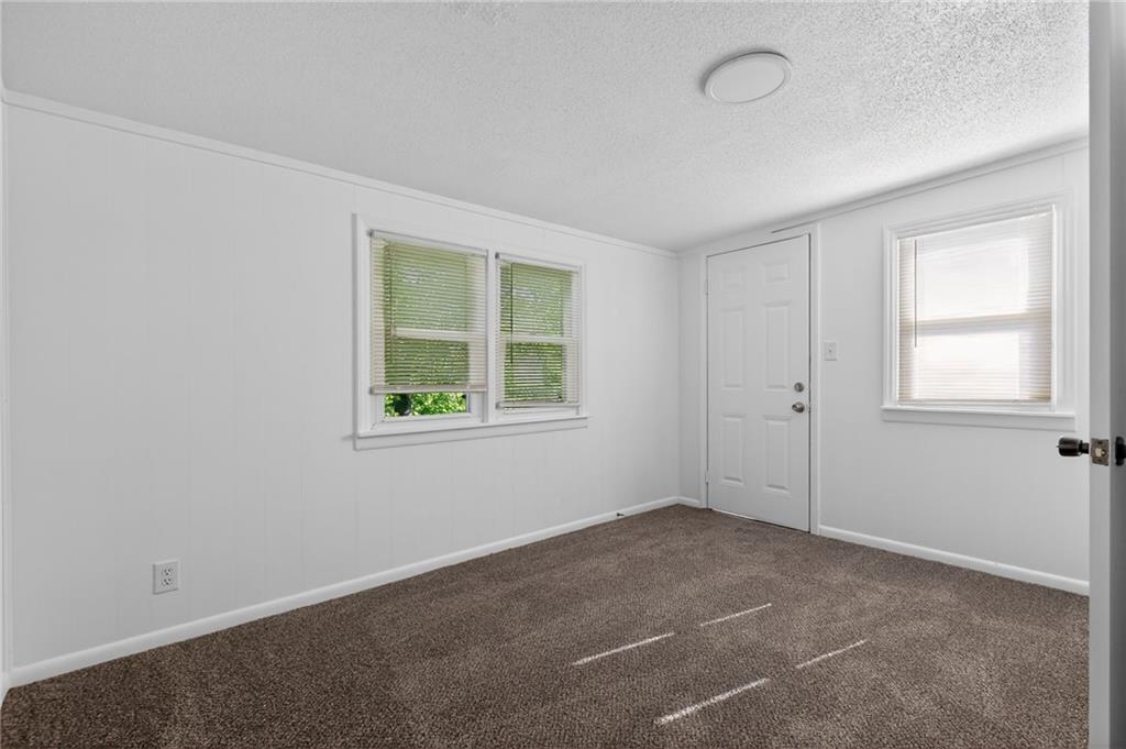 9324 E 15th Street Property Photo 12