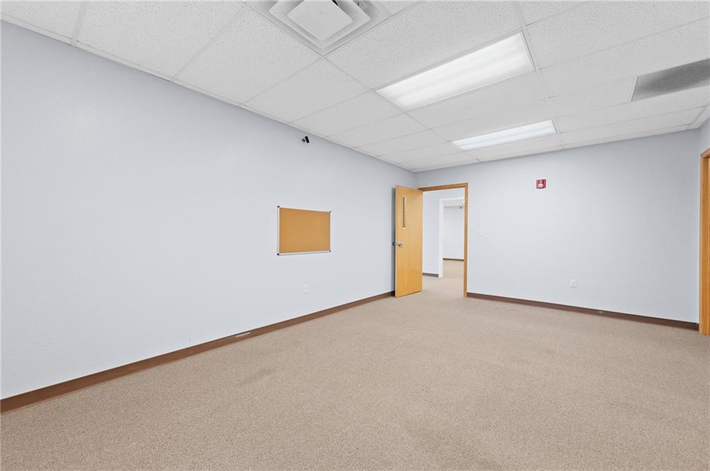 12320 Parallel Parkway Property Photo 70