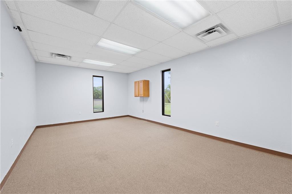 12320 Parallel Parkway Property Photo 71