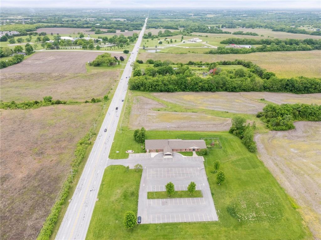 12320 Parallel Parkway Property Photo 83