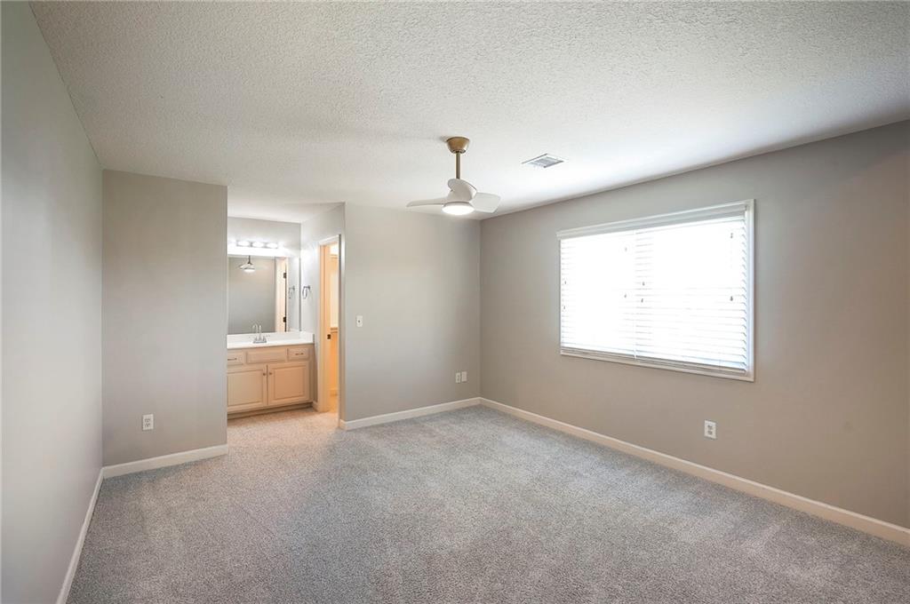 15225 Perry Street Property Photo 46
