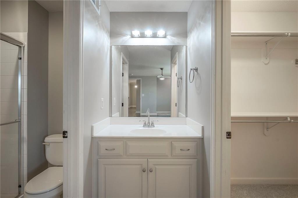 15225 Perry Street Property Photo 48