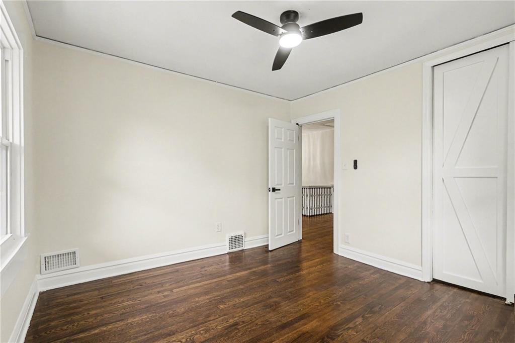 122 E 59th Street Property Photo 19