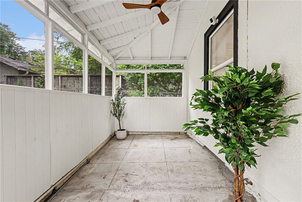 122 E 59th Street Property Photo 25