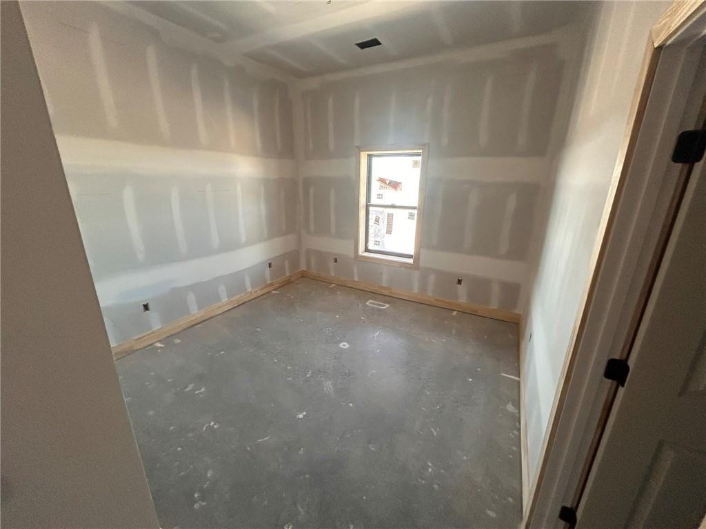 20014 Woodend Road Property Photo 20