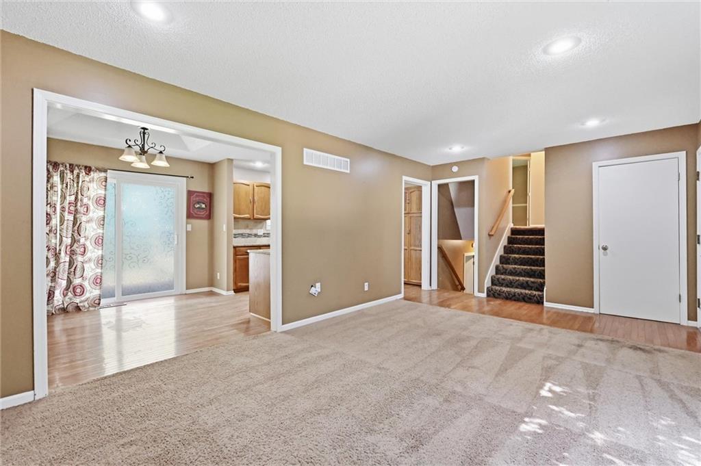 1819 S Stagecoach Drive Property Photo 8