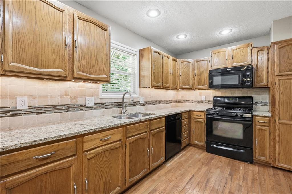 1819 S Stagecoach Drive Property Photo 13