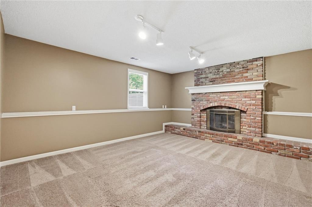 1819 S Stagecoach Drive Property Photo 24