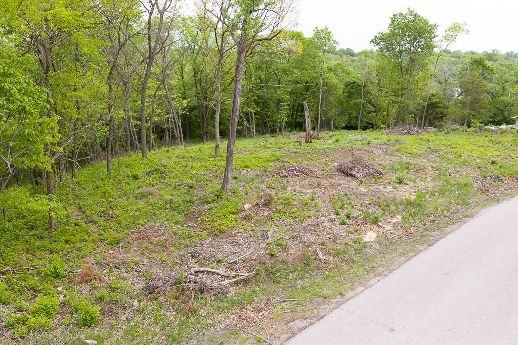 13710 Woodend Road Property Photo 2