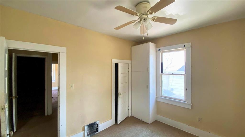 309 E Culton Street Property Photo 6
