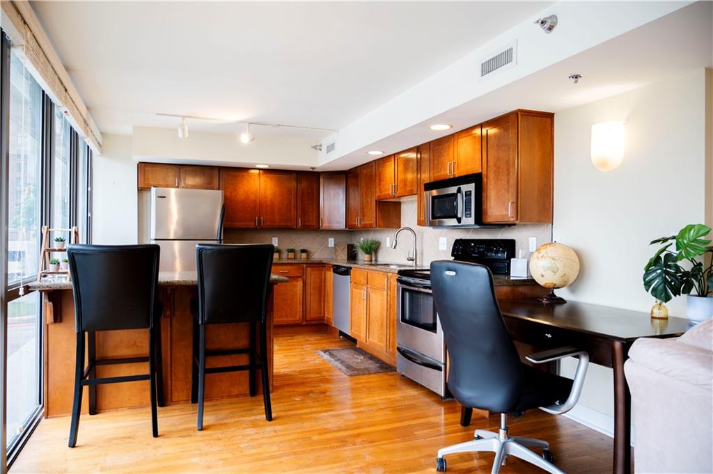 600 E Admiral Boulevard Property Photo 10