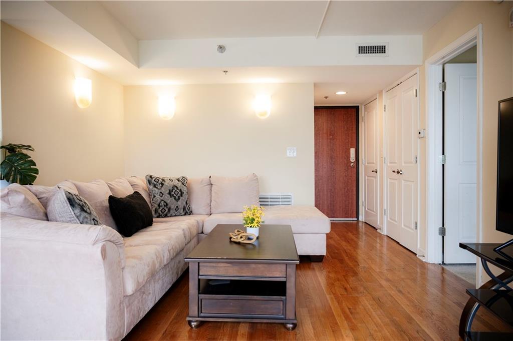 600 E Admiral Boulevard Property Photo 15