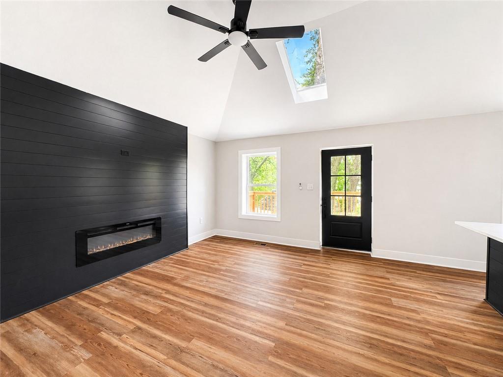 705 S Fairview Avenue Property Photo 6