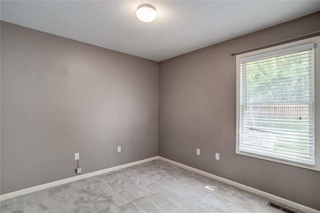 503 S 137th Place Property Photo 19