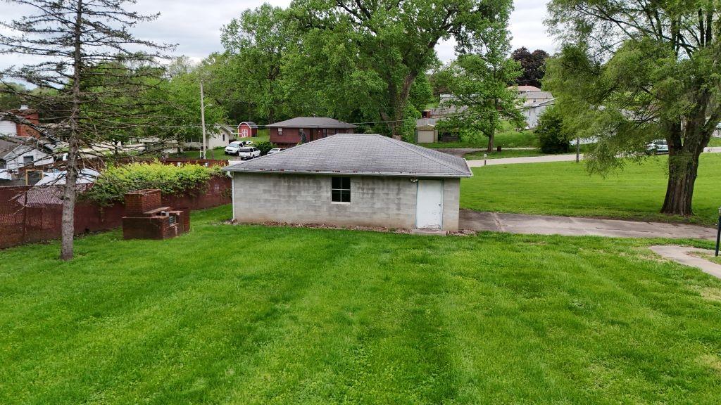 2802 Blackwell Road Property Photo 33