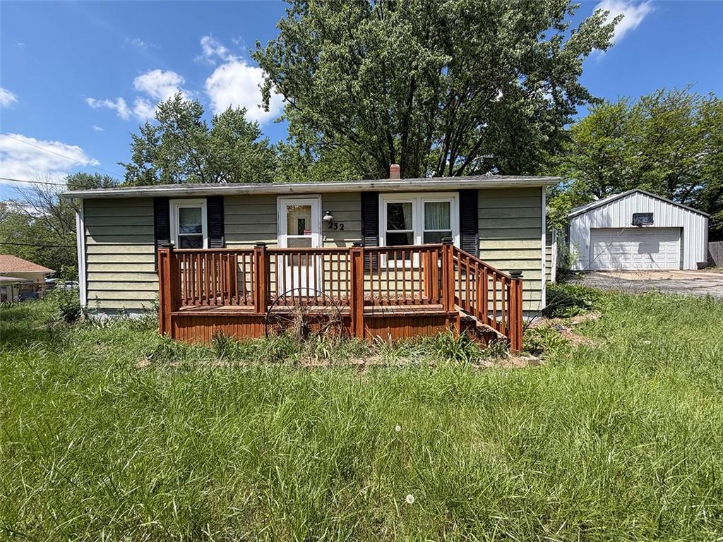 232 S County Line Road Property Photo 3